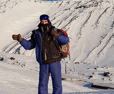 Indidual driving of snow-mobile to the Avachinsky volcano